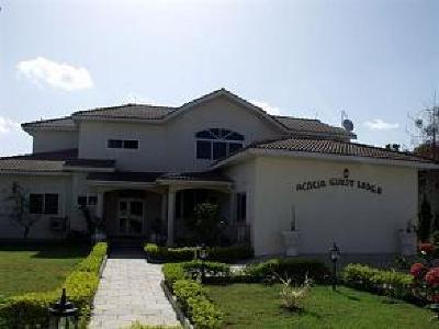 фото отеля Acacia Guest Lodge North Legon Accra