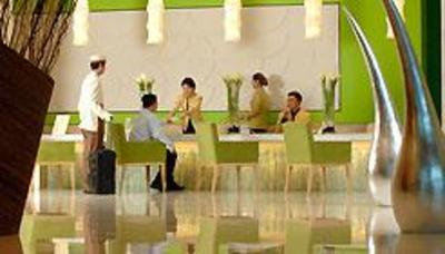 фото отеля Haiyue Jianguo Hotel Weihai