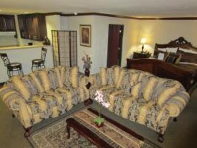 фото отеля BEST WESTERN Granbury Inn & Suites