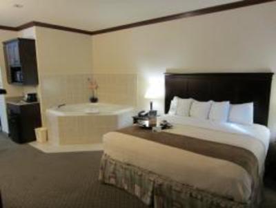 фото отеля BEST WESTERN Granbury Inn & Suites