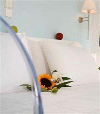 фото отеля Anemoessa Boutique Hotel