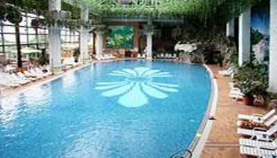 фото отеля California Garden Hotel