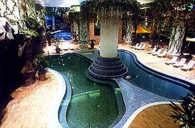 фото отеля California Garden Hotel