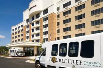 фото отеля Doubletree Hotel Dulles Airport-Sterling