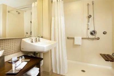фото отеля Doubletree Hotel Dulles Airport-Sterling