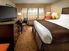 фото отеля Doubletree Hotel Dulles Airport-Sterling