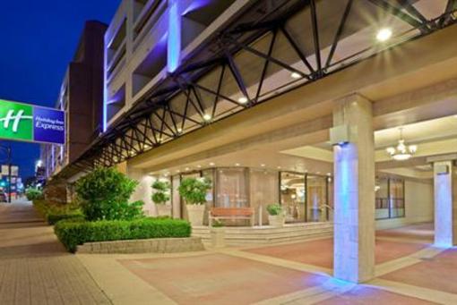 фото отеля Holiday Inn Express Vancouver