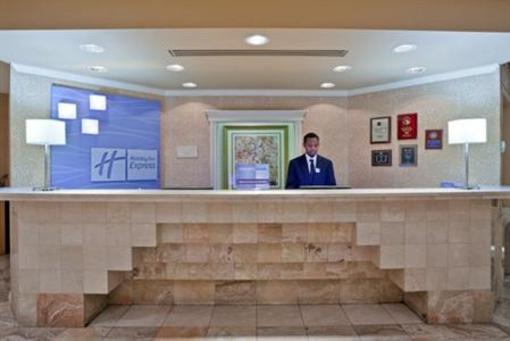 фото отеля Holiday Inn Express Vancouver