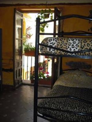 фото отеля Maktub Backpackers Guesthouse