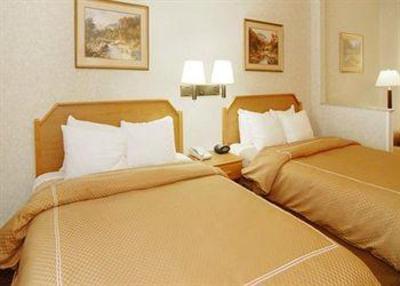 фото отеля Comfort Suites Airport Boise