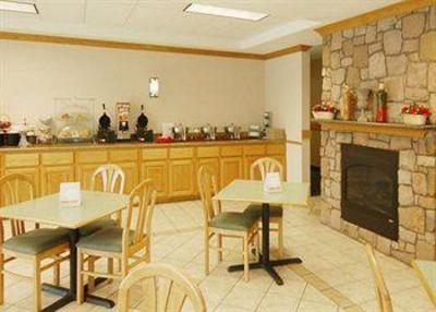 фото отеля Comfort Suites Airport Boise