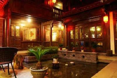 фото отеля Lijiang Yunjin Yaju Courtyard Hotel