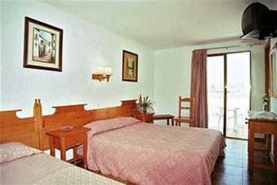 фото отеля Hotel Neptuno Calella