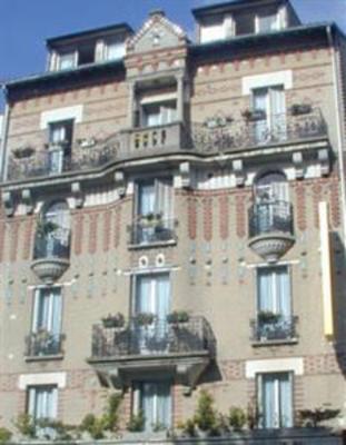 фото отеля Hotel George Sand Courbevoie