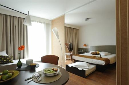 фото отеля Adagio City Aparthotel Nantes Centre