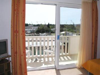 фото отеля Apartmani Trogir