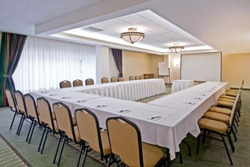 фото отеля Extended Stay Deluxe Ottawa - Downtown