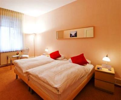 фото отеля Villa Toscane Swiss Q Hotel