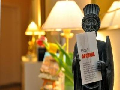 фото отеля Apadana Hotel