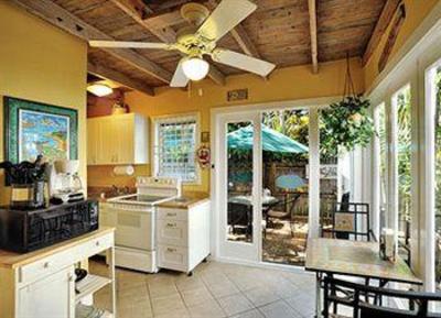 фото отеля Key West Vacations Two Bedroom Value