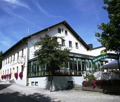 фото отеля Hotel - Landgasthof Obermaier Zum Vilserwirt