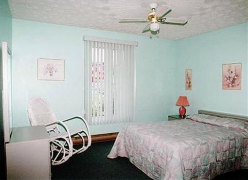 фото отеля Condotel Motel Canadien