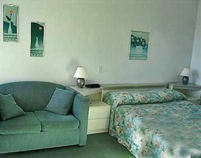 фото отеля Condotel Motel Canadien