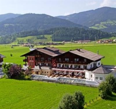 фото отеля Wellness & Aktiv Hotel Hartl