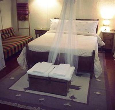 фото отеля Stone House B&B