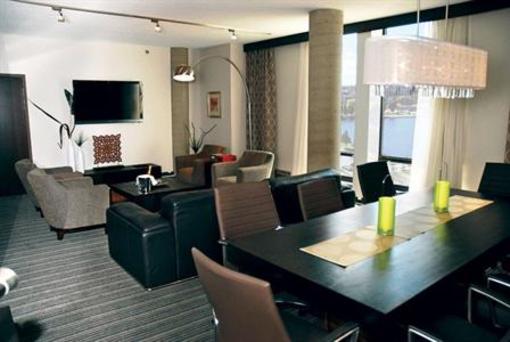 фото отеля Hotel Plaza Valleyfield