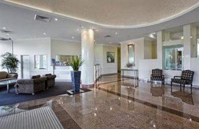 фото отеля Mint Broadbeach