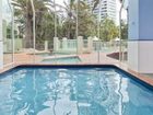 фото отеля Mint Broadbeach