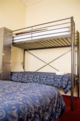фото отеля Freemans Backpackers