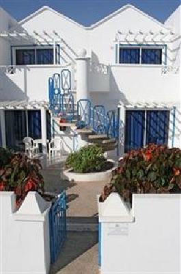 фото отеля Oasis Apartments Lanzarote