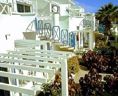 фото отеля Oasis Apartments Lanzarote