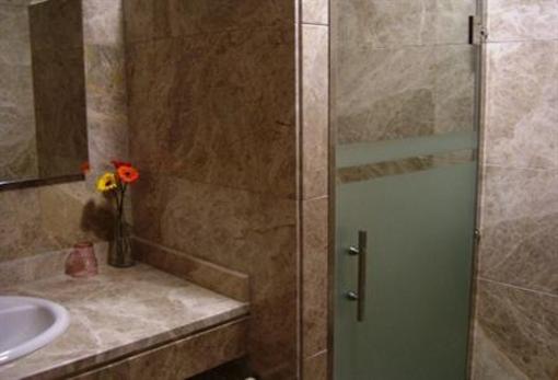 фото отеля Sleep & Travel Rooms