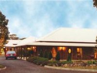 Crows Nest Motel