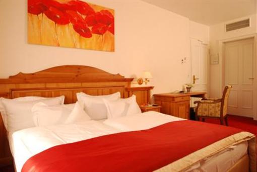 фото отеля Munsterlander Hof Hotel Cloppenburg