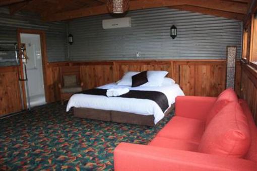 фото отеля Loxley On Bellbird Hill Hotel Kurrajong Hills