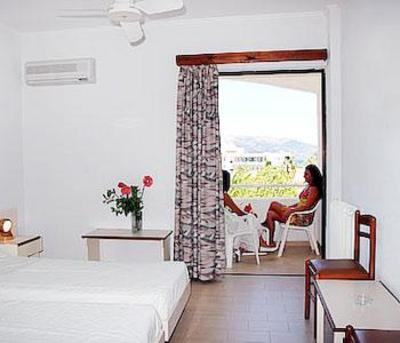 фото отеля Livadi Nafsika Hotel