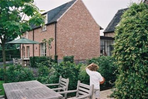 фото отеля T Groene Genoegen Bed and Breakfast Laarne