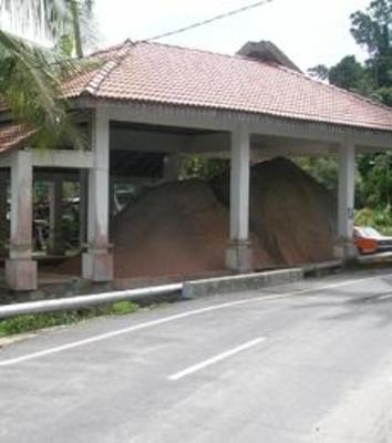 фото отеля Purnama Beach Resort