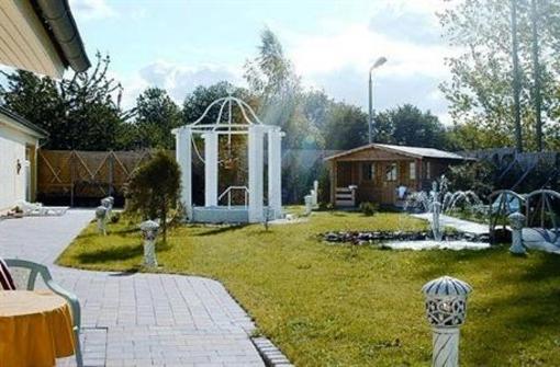 фото отеля Warnstedter Krug