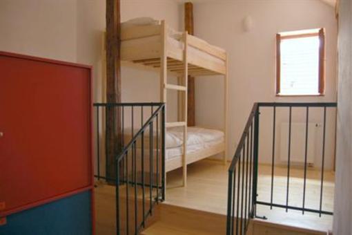 фото отеля Travellers Hostel Znojmo