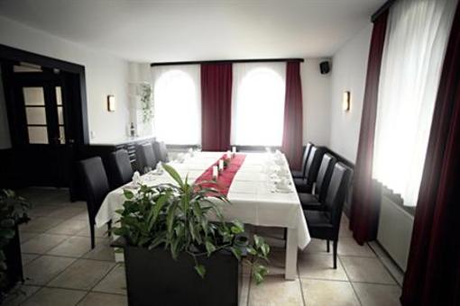 фото отеля Hotel Carolinenhof Naunhof