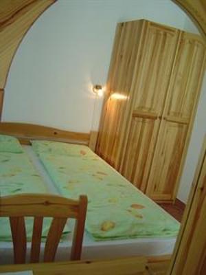 фото отеля Eman Apartmanhaz