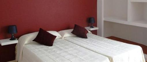 фото отеля Hostal Baleàric Ibiza