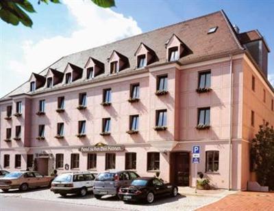 фото отеля Hotel Zu den Drei Kronen