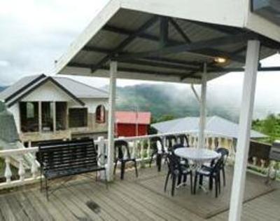 фото отеля Walai Tokou Homestay Seribu 1