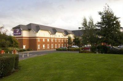 фото отеля Premier Inn East Warrington (England)